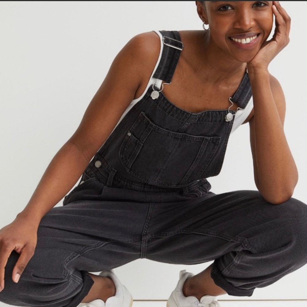 H&M Jean Mom Fit Overalls SZ Small
